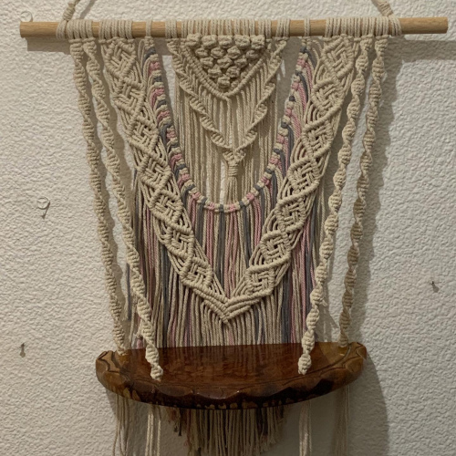 Wall Hanging (Pint & White)